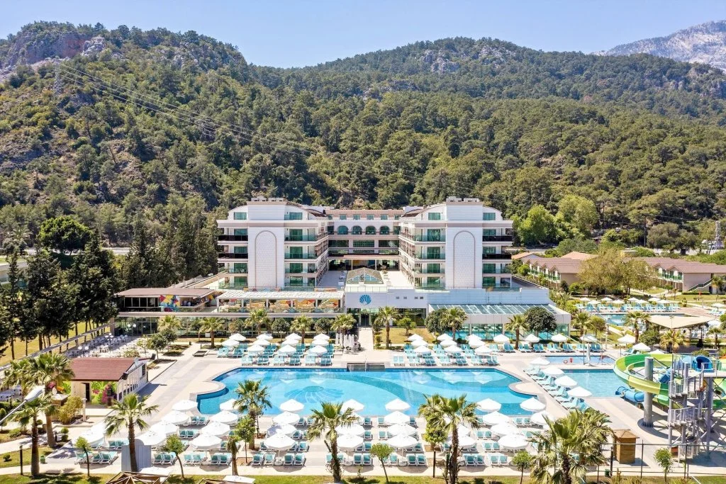 Dosinia Luxury Resort