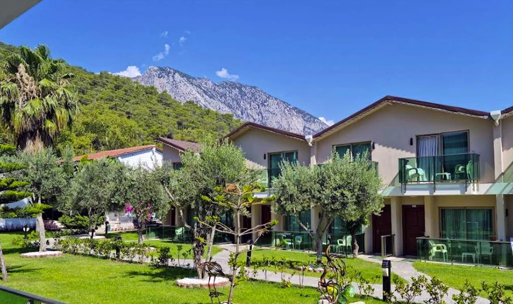 Dosinia Luxury Resort